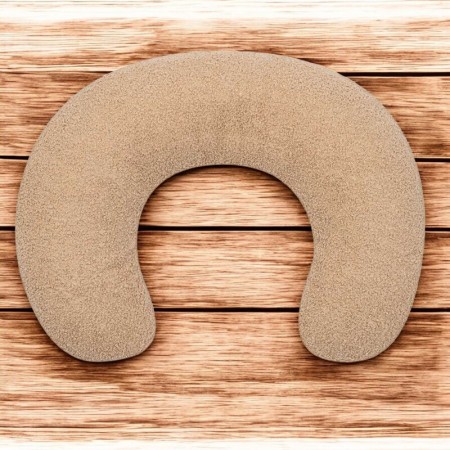 Perna alaptare New Baby Teddy, 60x45x18 cm, Beige, bumbac, tesatura teddy, antialergica, husa detasabila