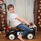 Masina neagra de politie Ride On – Goki