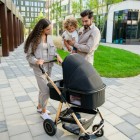 Carucior 3 in 1 Lionelo Amber Negru Onyx, cadru aluminiu, scoica auto ADAC, reversibil, 22 kg
